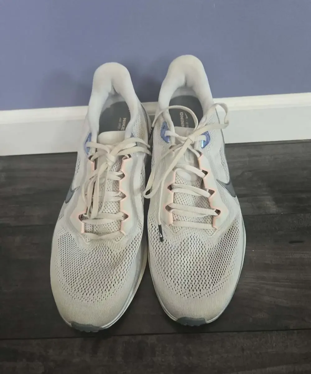 Nike Pegasus 41 running shoe air zoom size 12